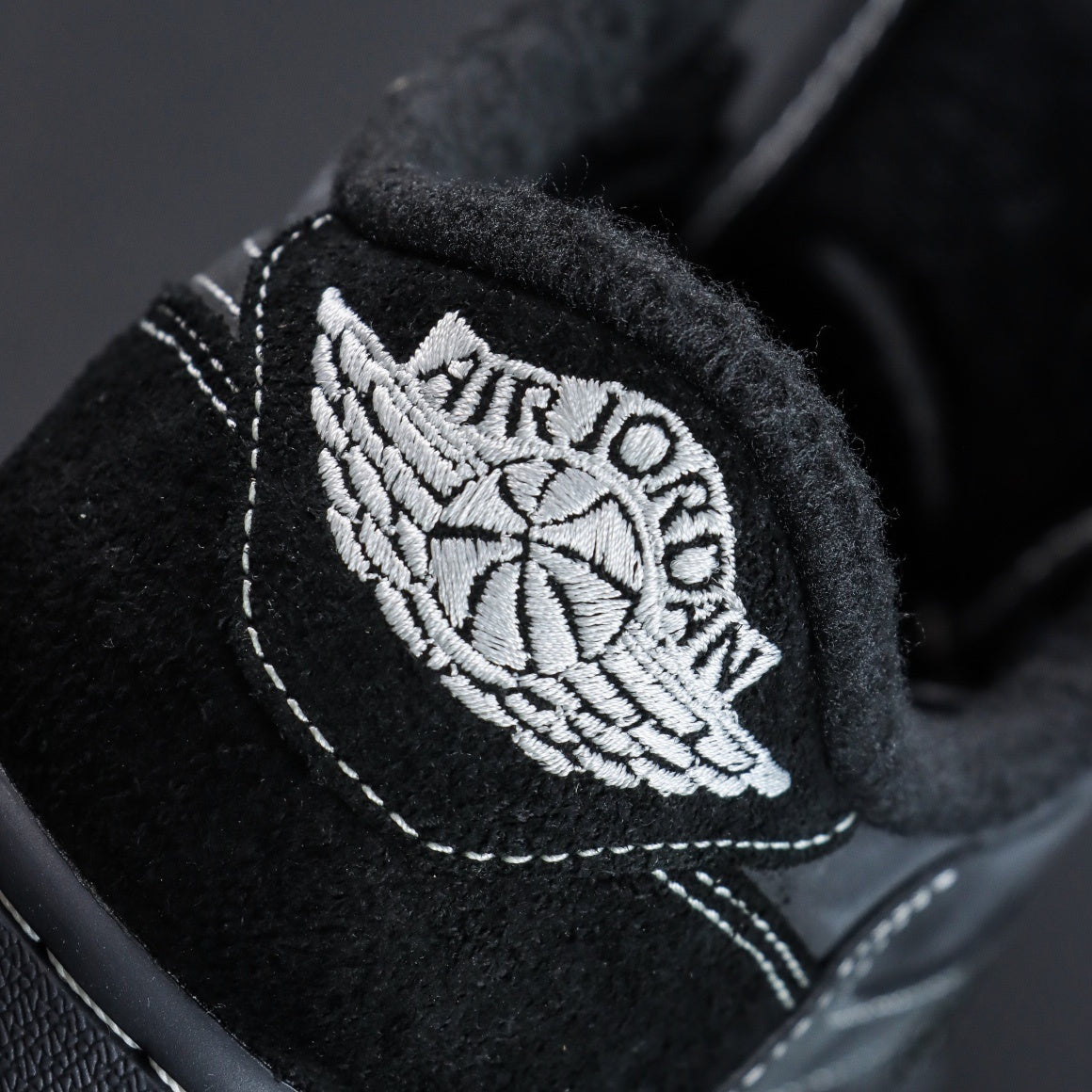 TRAVIS SOCTT X NIKE AIR JORDAN 1 LOW OG "BLACK PHANTOM" DM7866-001