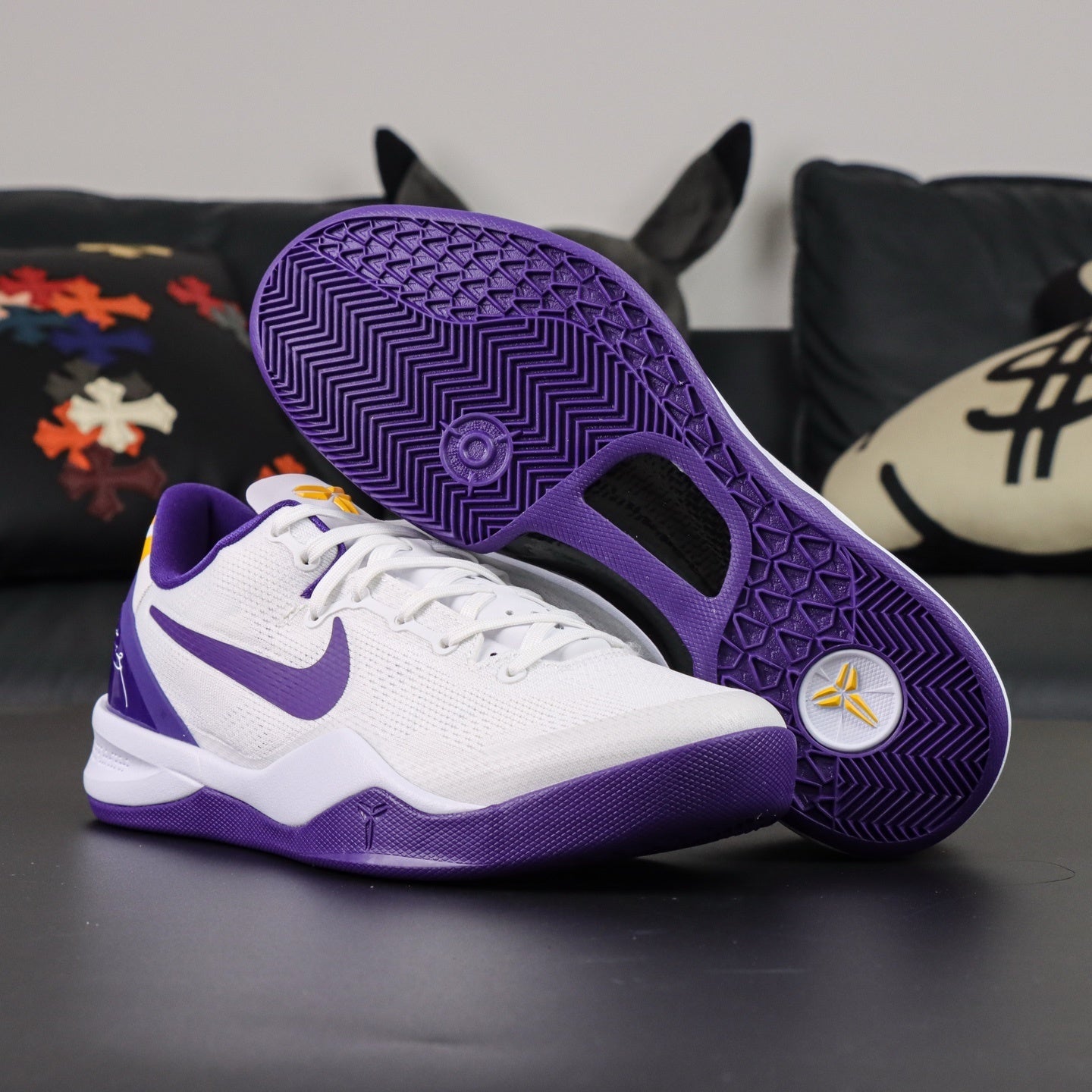NIKE KOBE 8 HF7485-001