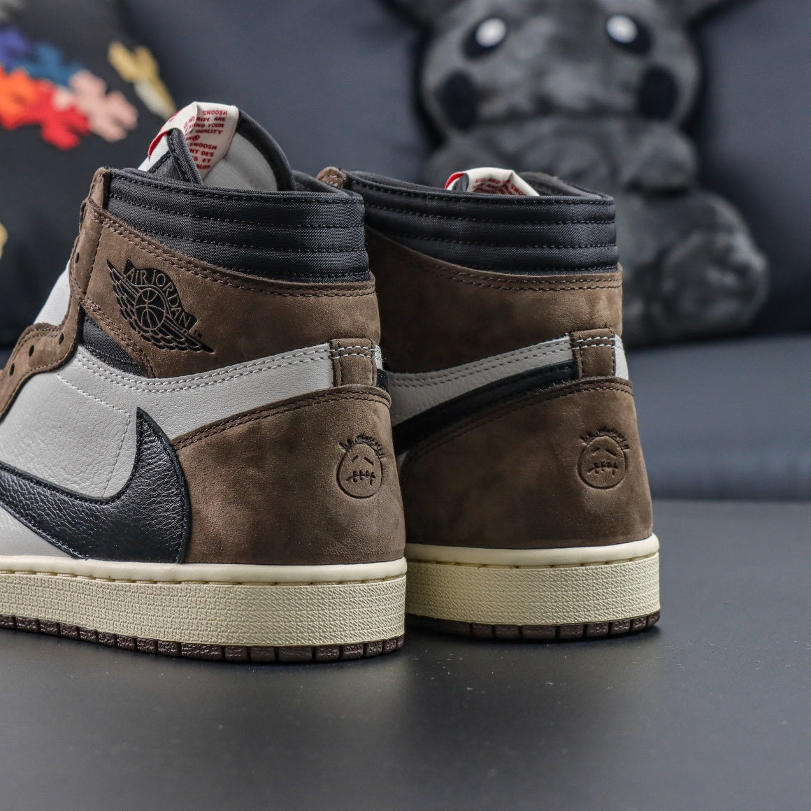 TRAVIS SCOTT X NIKE AIR JORDAN 1 HIGH OG TS SP CD4487-100