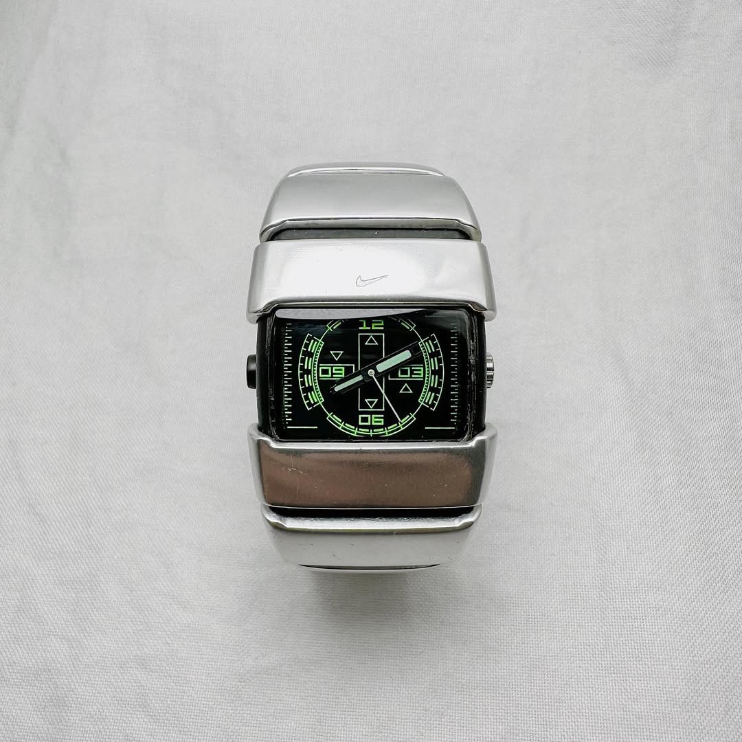 NIKE Big Al Analog Sport Watch GUNMETAL WC0008-046 D-Line Analog Watch