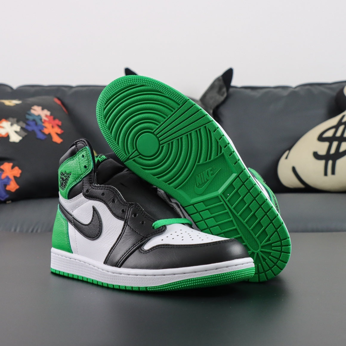 NIKE AIR JORDAN 1 HIGH OG LUCK GREEN DZ5485-031