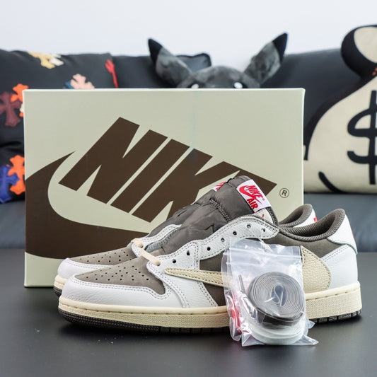 TRAVIS SCOTT X NIKE AIR JORDAN 1 LOW OG REVERSE MOCHA DM7866-162