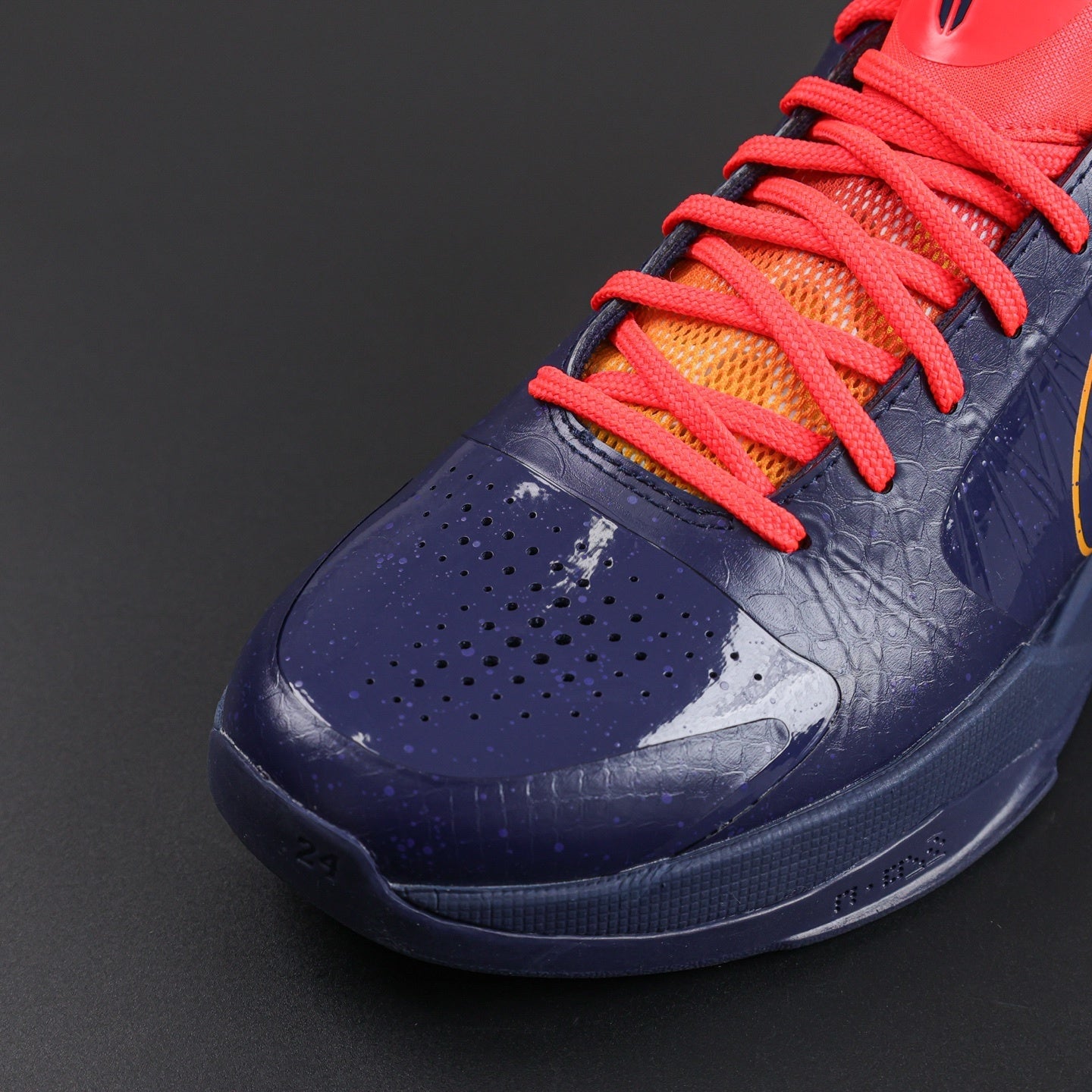 CAITLIN CLARK X NIKE KOBE 5 PROTRO INDIANA FEVER IM3207-40