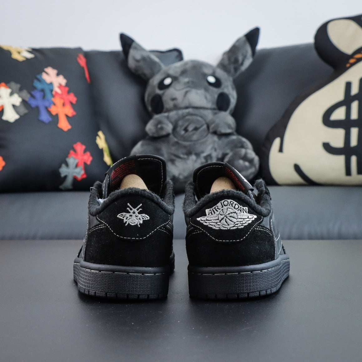 TRAVIS SOCTT X NIKE AIR JORDAN 1 LOW OG "BLACK PHANTOM" DM7866-001