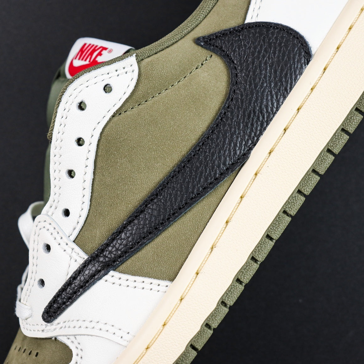 TRAVIS SOCTT X NIKE AIR JORDAN 1 LOW MEDIUM OLIVE DM7866-200