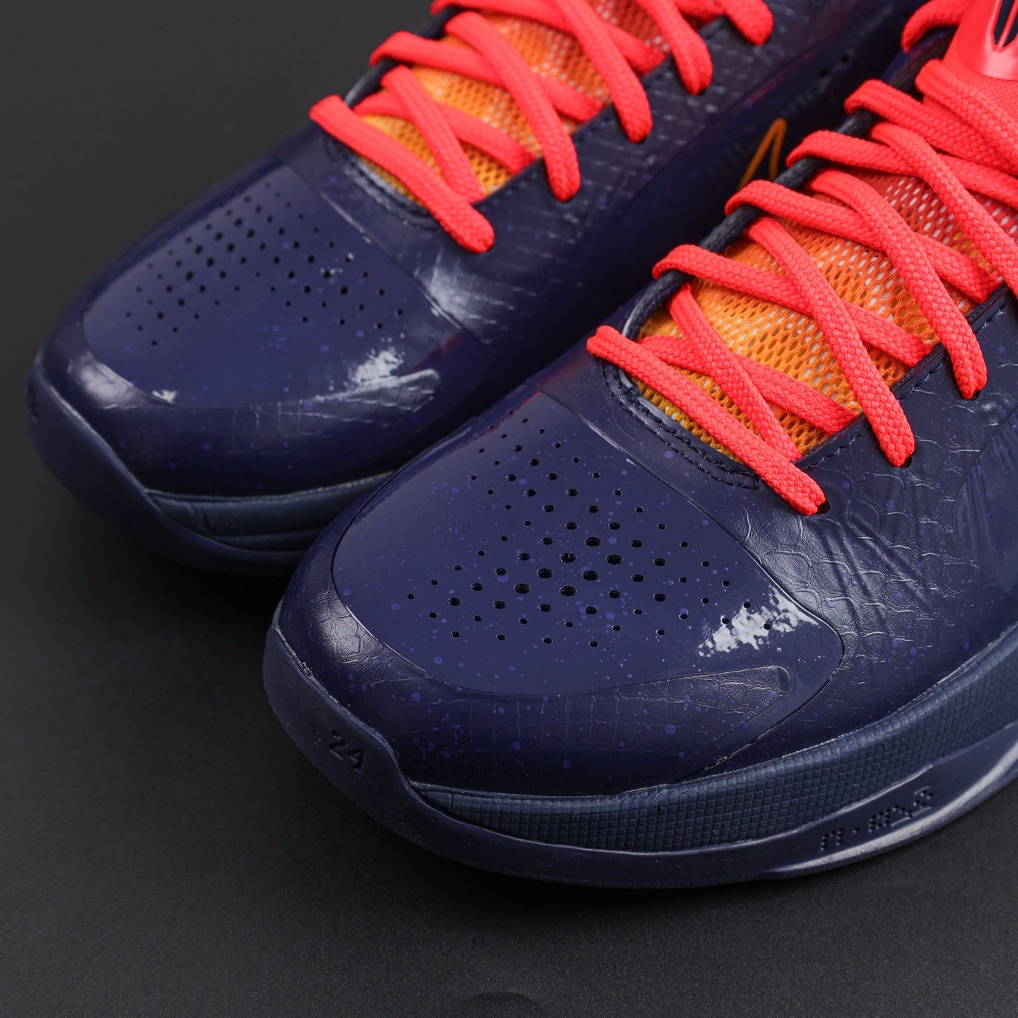 CAITLIN CLARK X NIKE KOBE 5 PROTRO INDIANA FEVER IM3207-40