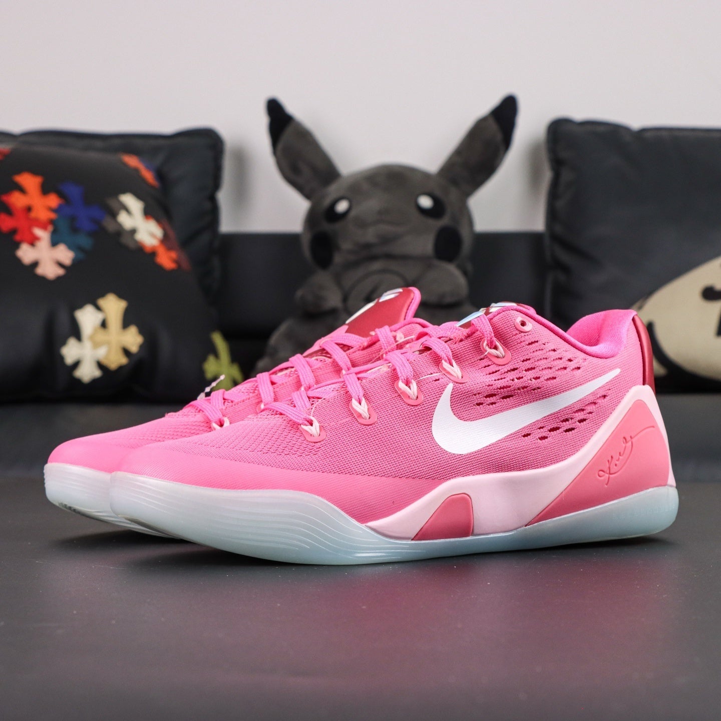 NIKE KOBE 9 LOW EM THINK PINK PE HQ4995-600
