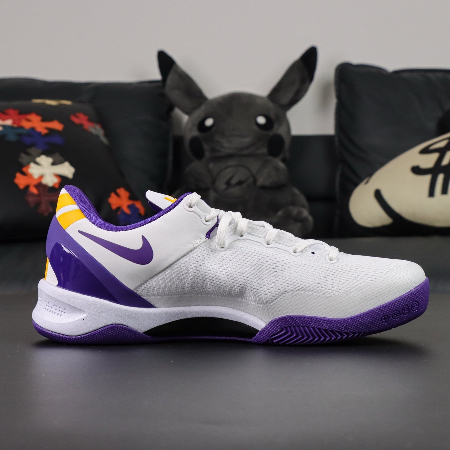 NIKE KOBE 8 HF7485-001