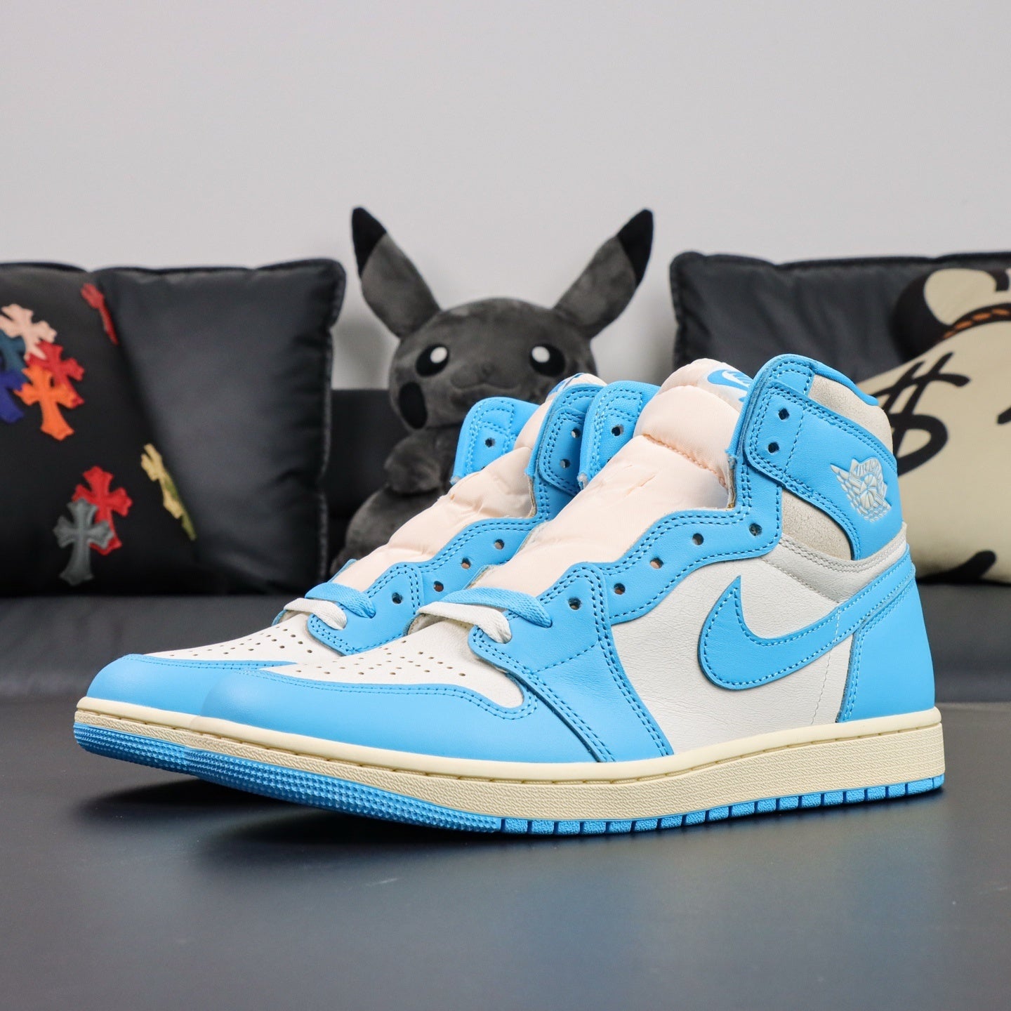 NIKE AIR JORDAN 1 UNC Reimagined DZ5485-402