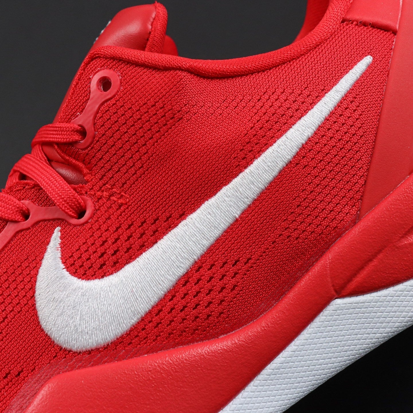 NIKE KOBE 8 PROTRO UNIVERSITY RED HF9550-600
