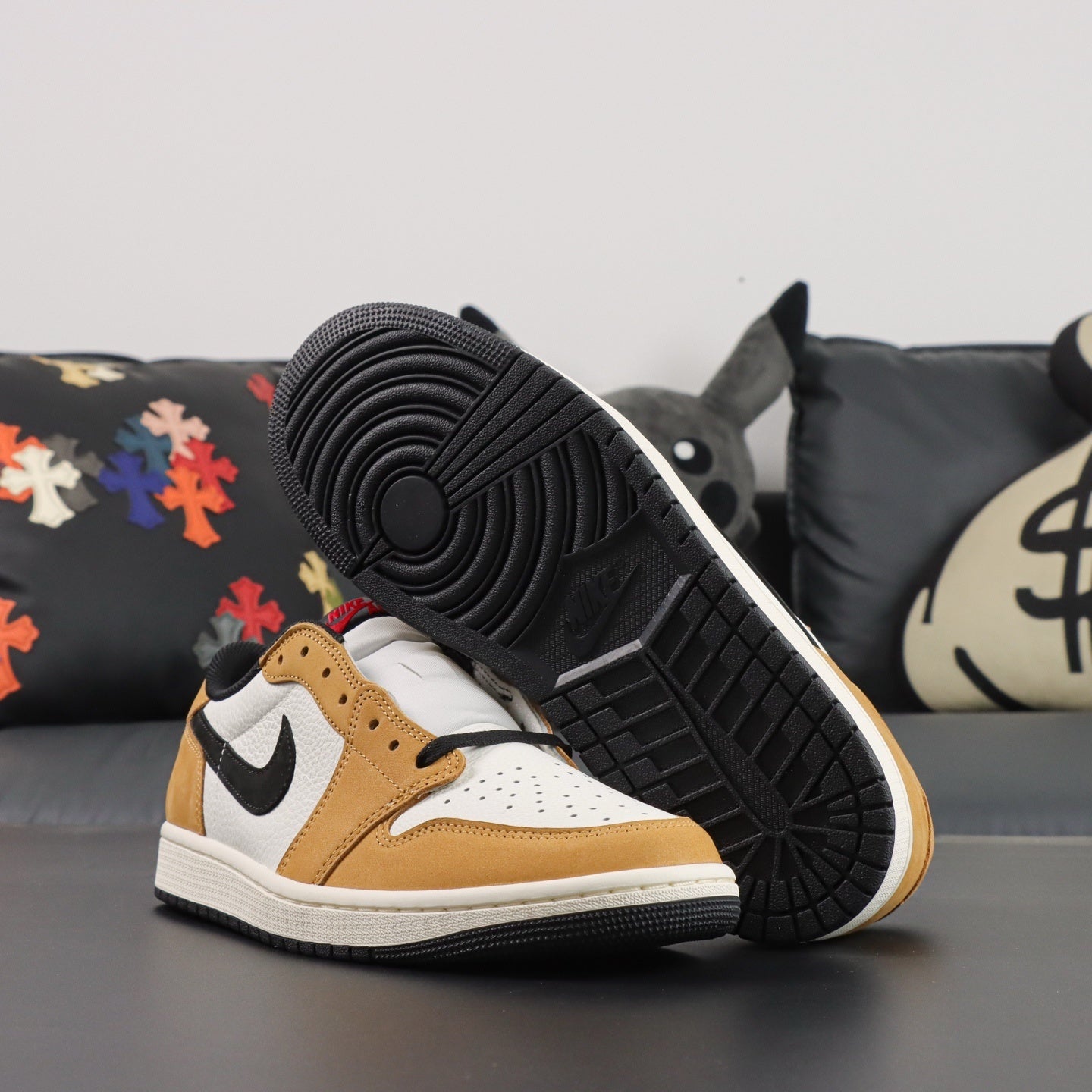 NIKE AIR JORDAN 1 LOW OG Rookie of the Year CZ0790-107